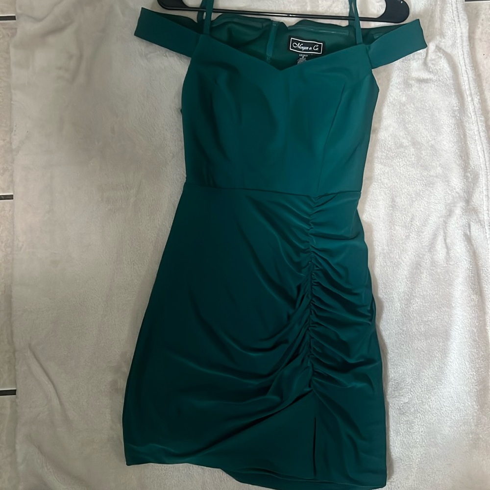 Morgan & co emerald green mini dress